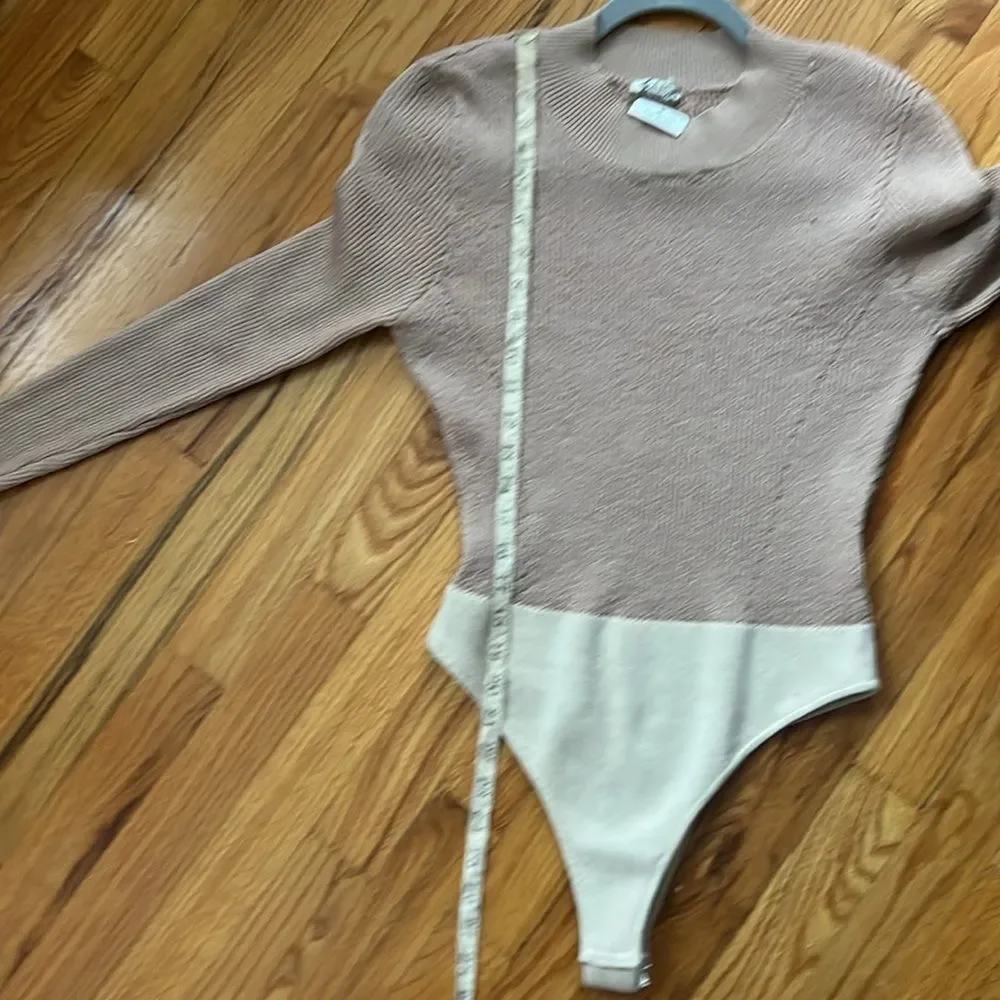 Sz M free people metallic sparkly body suit gold